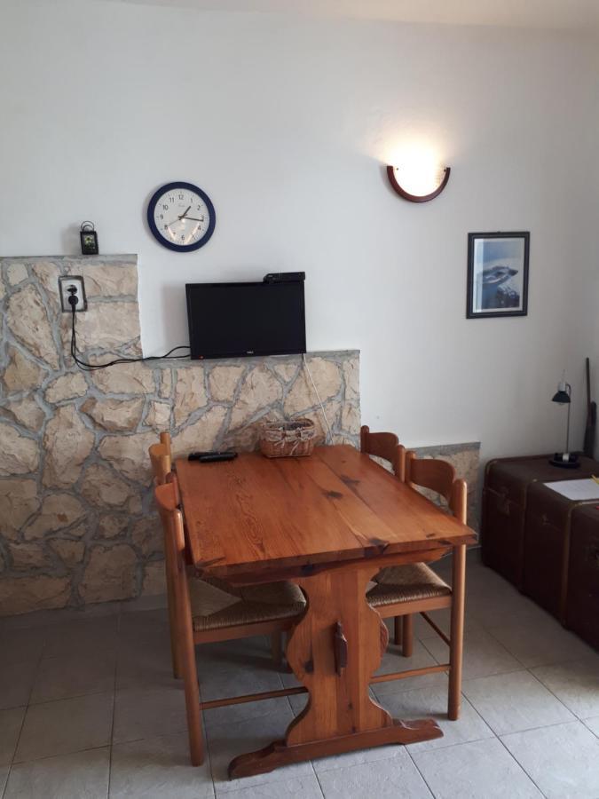 Apartmani Sikic Метайна Екстер'єр фото